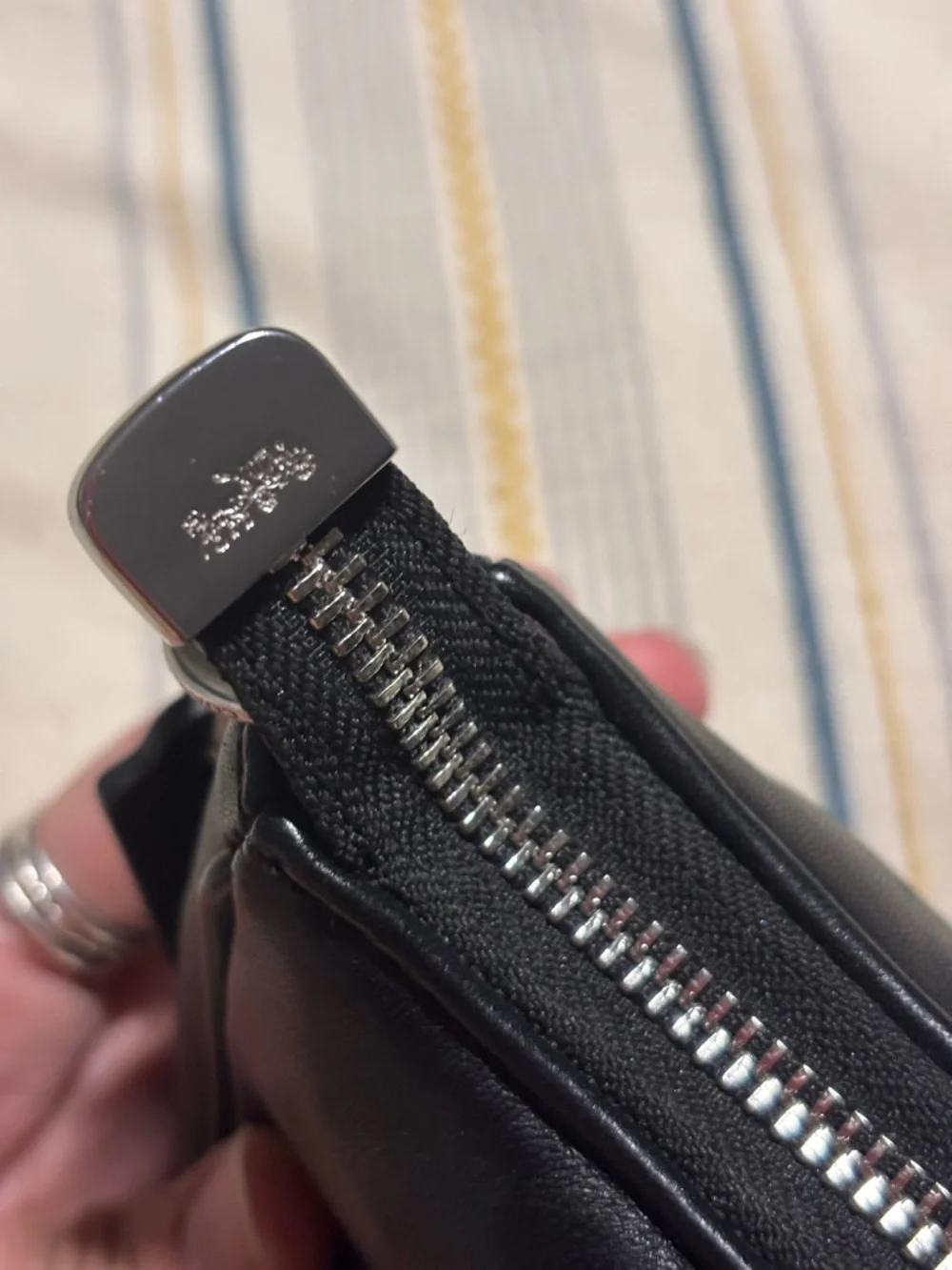 Coach Teri Shoulder Bag with Signature Quilting in black with silver hardware - Picture 6 of 11